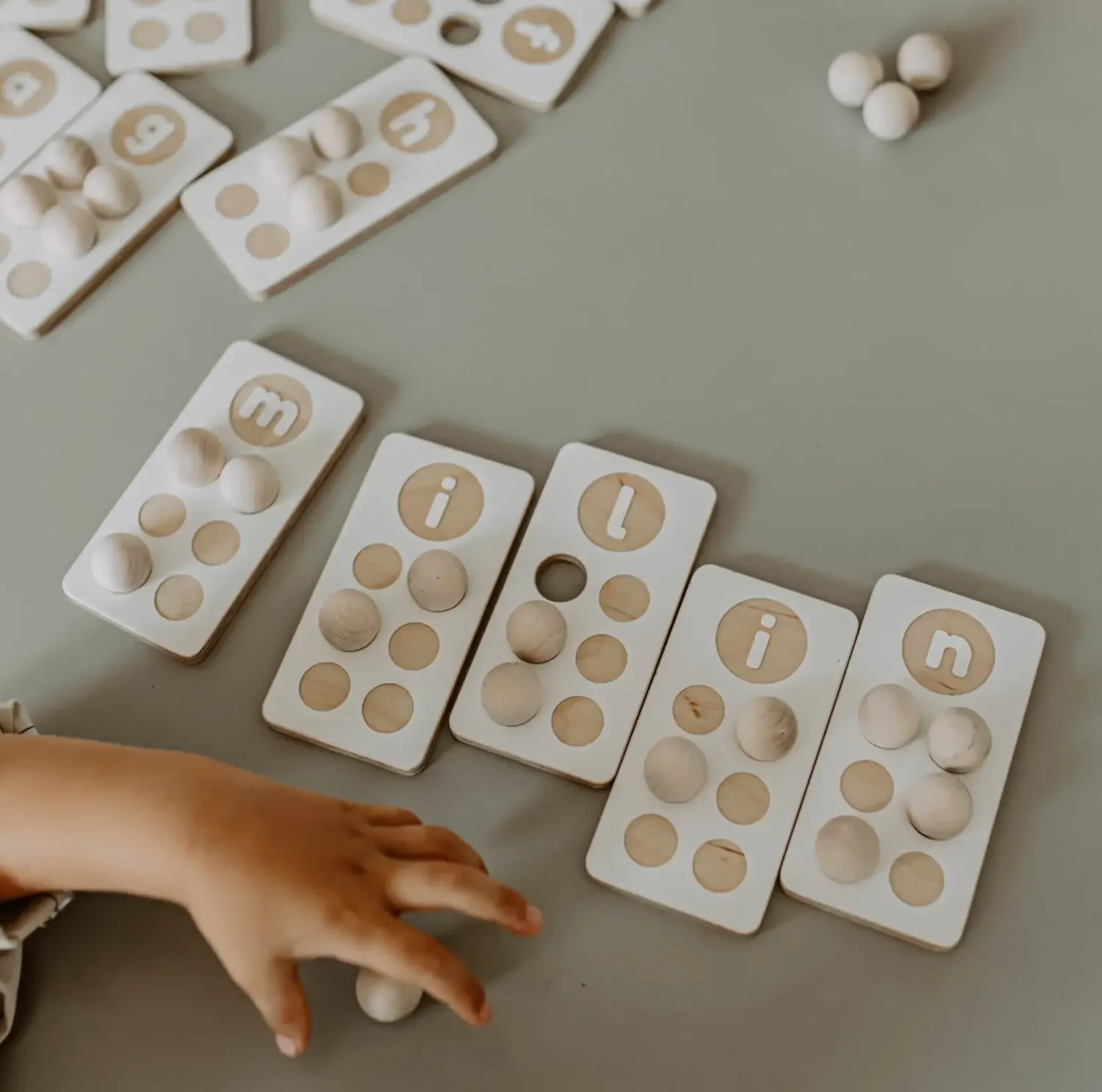 Milin Alfabet z systemem Braille’a