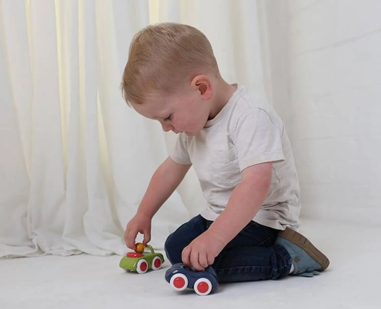 TOLO Bio Baby auto cabrio 6m+