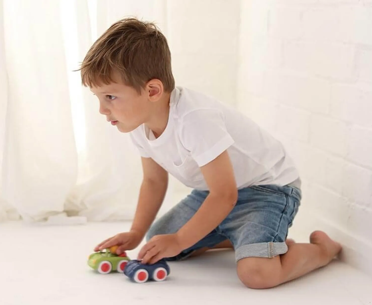 TOLO Bio Baby auto cabrio 6m+
