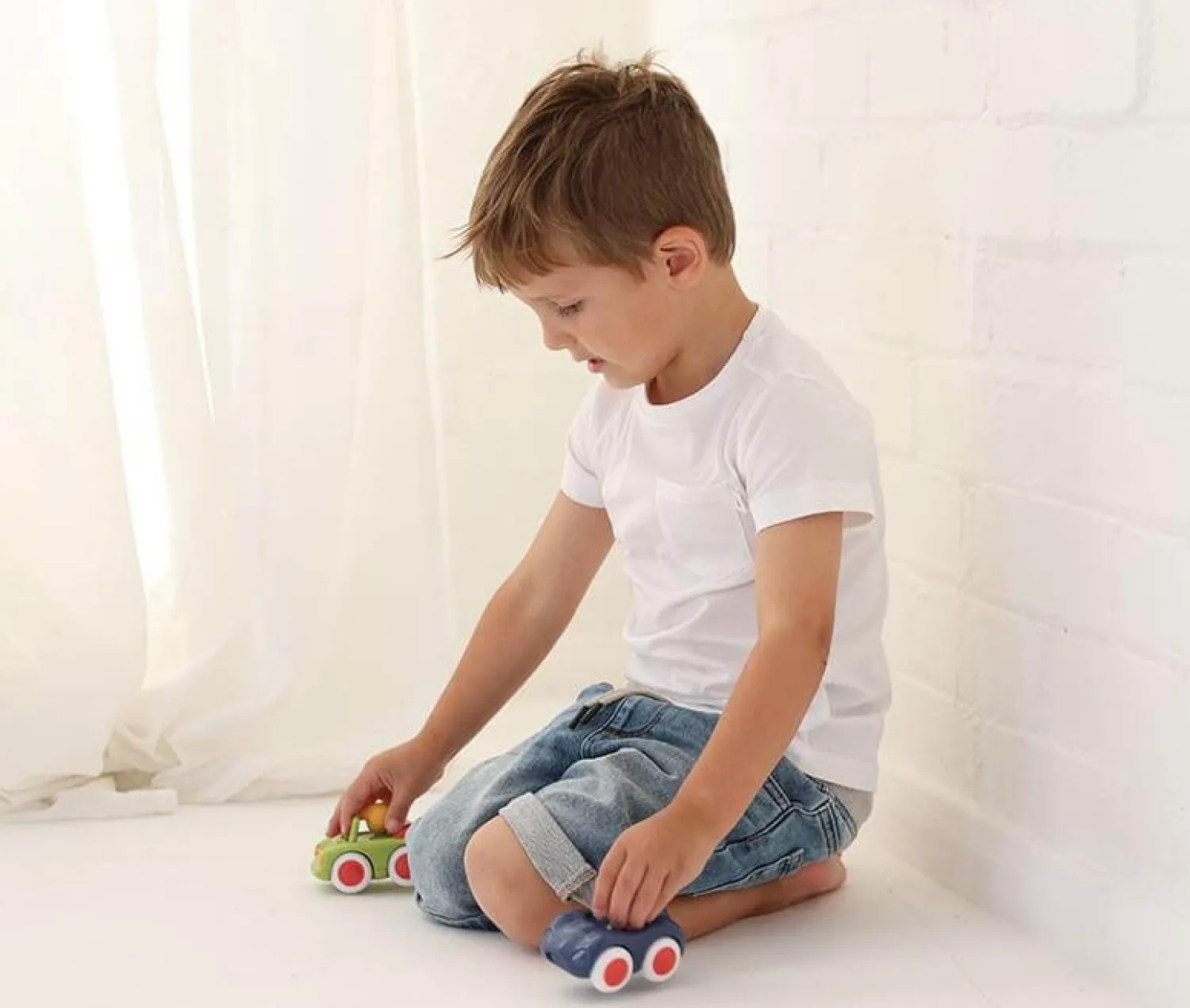 TOLO Bio Baby auto sportowe 6m+