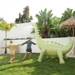 Sunny Life Dmuchany zraszacz gigant - Dino Into the Wild, khaki