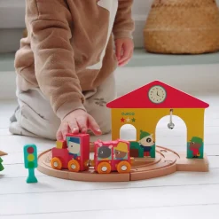 Djeco Drewniana zabawka mini stacja