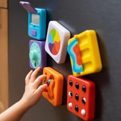 Fat Brain Toys PlayTab Sensoryczne Kwadraty - zestaw 2 z biało-czarnymi kuleczkami