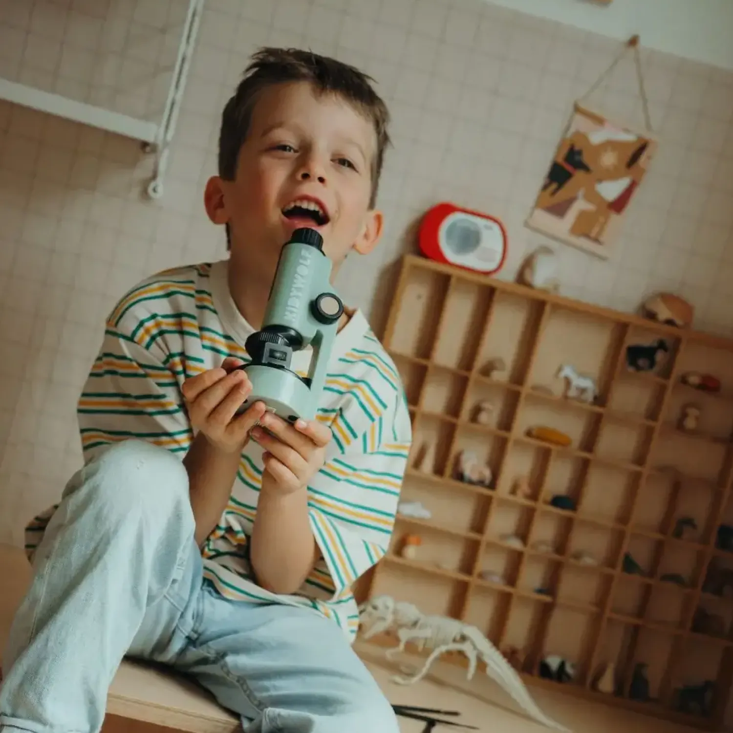 Kidywolf Przenośny mikroskop KIDYMICROSCOPE - zielony