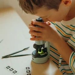Kidywolf Przenośny mikroskop KIDYMICROSCOPE - zielony