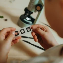 Kidywolf Przenośny mikroskop KIDYMICROSCOPE - zielony