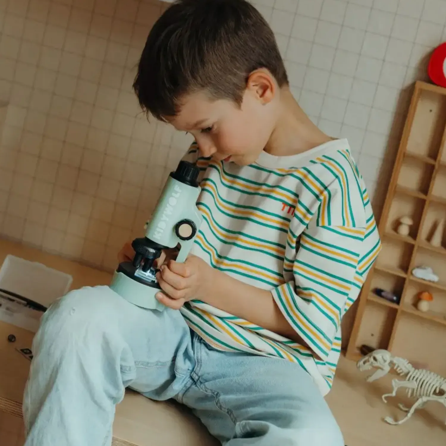 Kidywolf Przenośny mikroskop KIDYMICROSCOPE - zielony