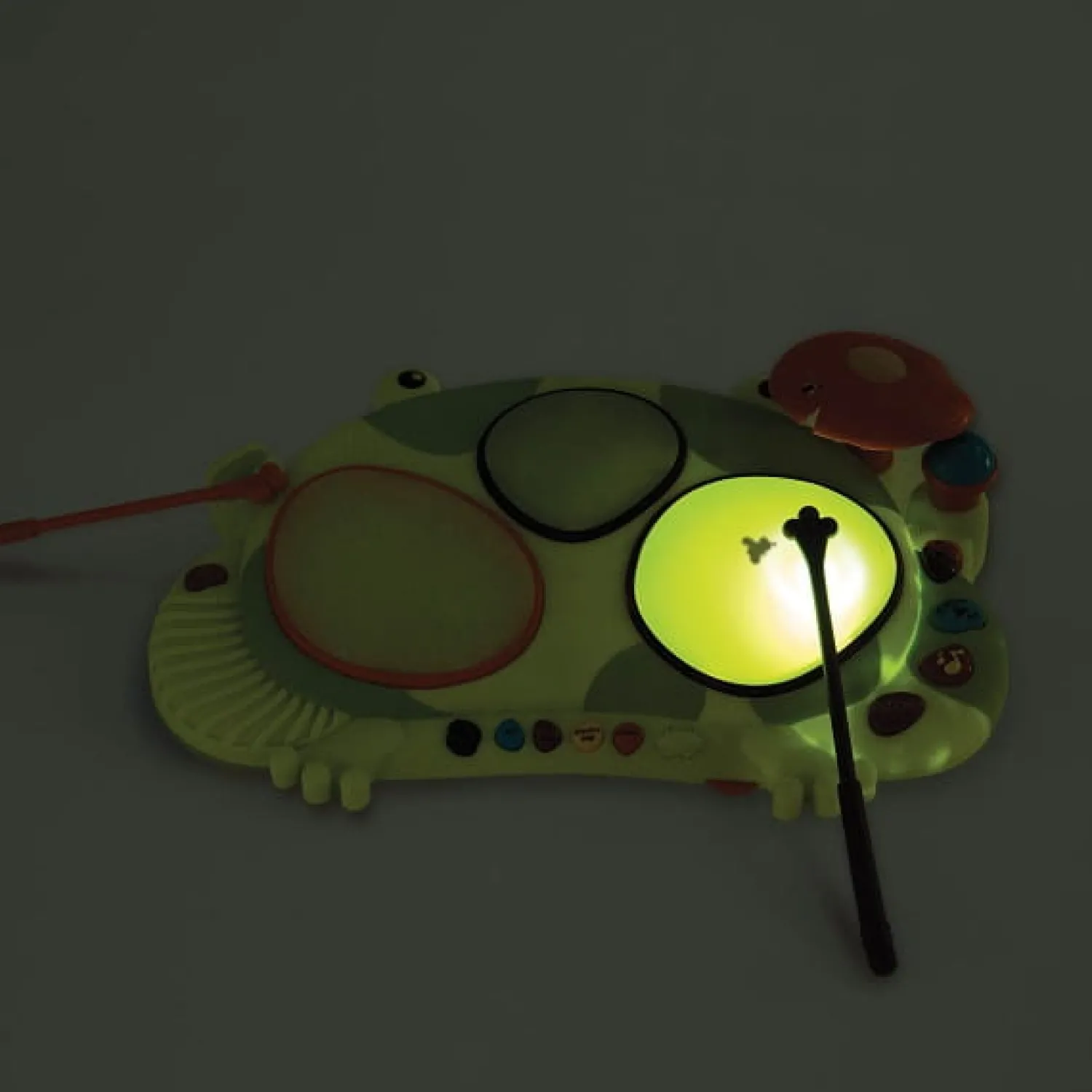 B.Toys Ribbit-tat-tat – perkusja-żaba