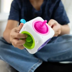 Fat Brain Toys Sensokostka Tugl