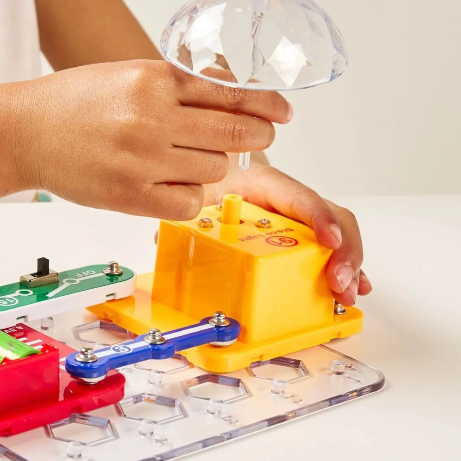 Miniland Zabawka edukacyjna Electrofun - Czas na zabawę