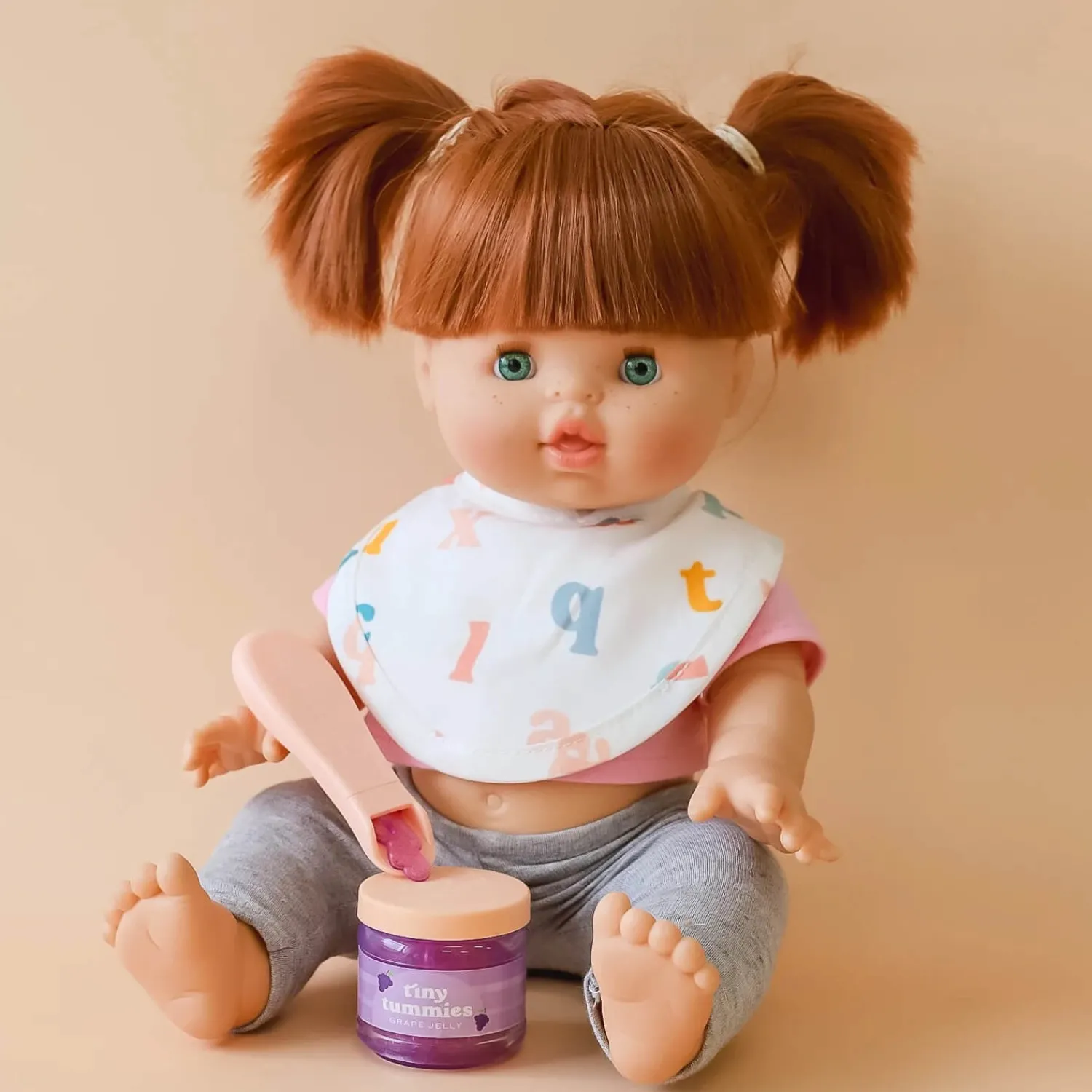 Tiny Harlow Zestaw Tiny Tummies Słoiczek i Łyżeczka, Winogrono